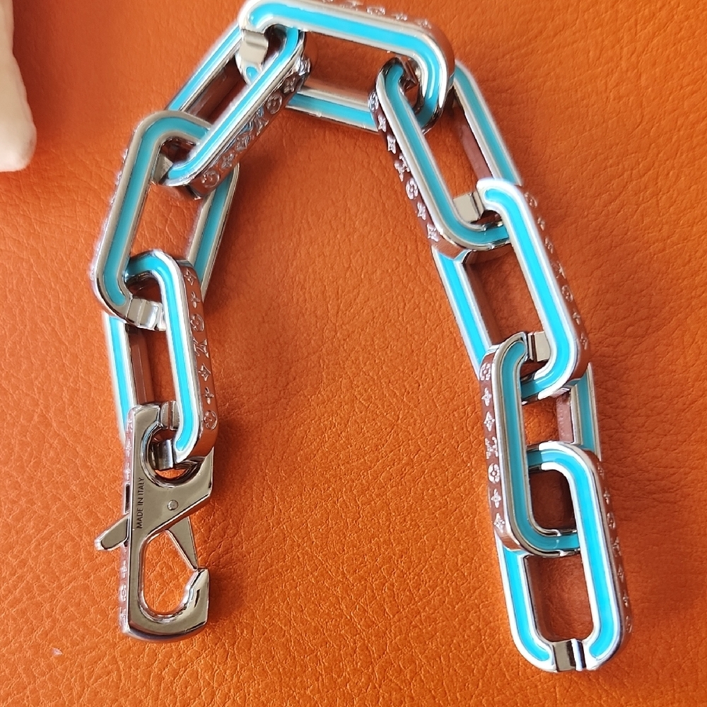 Louis Vuitton Limited Edition Monogram Silver and Teal Chain Bracelet - Picture 7 of 7